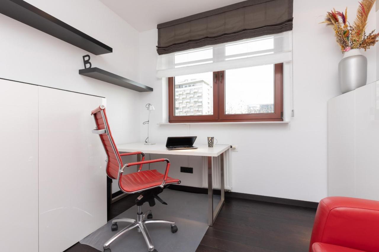 Warsaw Srodmiescie Riverside Three-Bedroom Apartment By Renters Zewnętrze zdjęcie