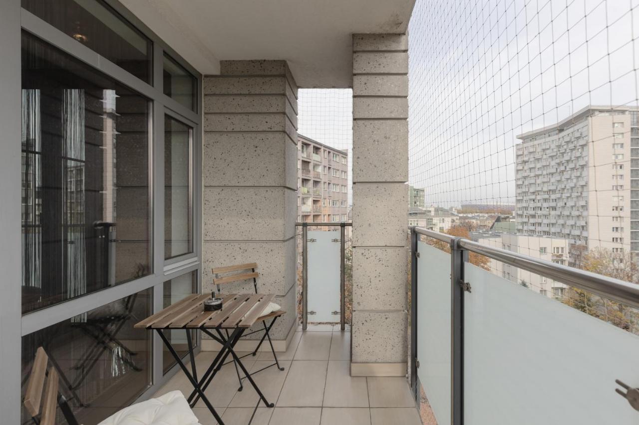 Warsaw Srodmiescie Riverside Three-Bedroom Apartment By Renters Zewnętrze zdjęcie
